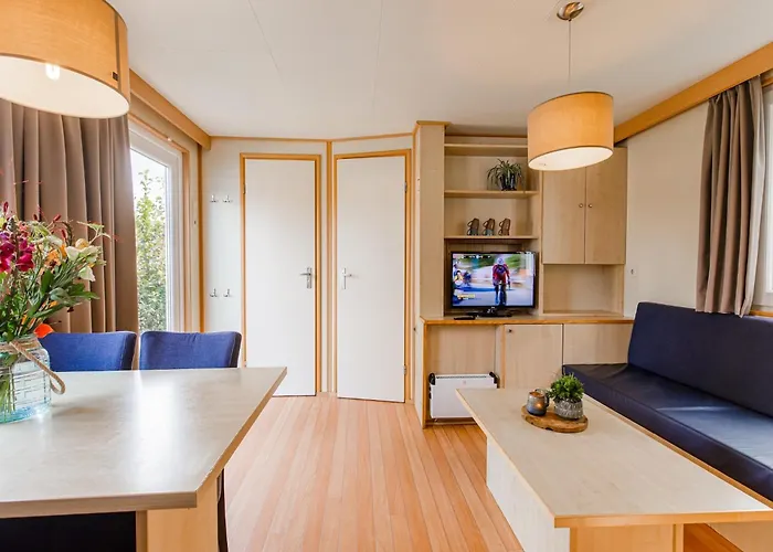 By The Water In Leukermeer Well (Limburg)