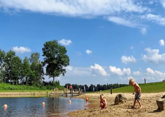 By The Water In Leukermeer Chalet