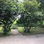 Chalet By The Water In Leukermeer Well (Limburg)